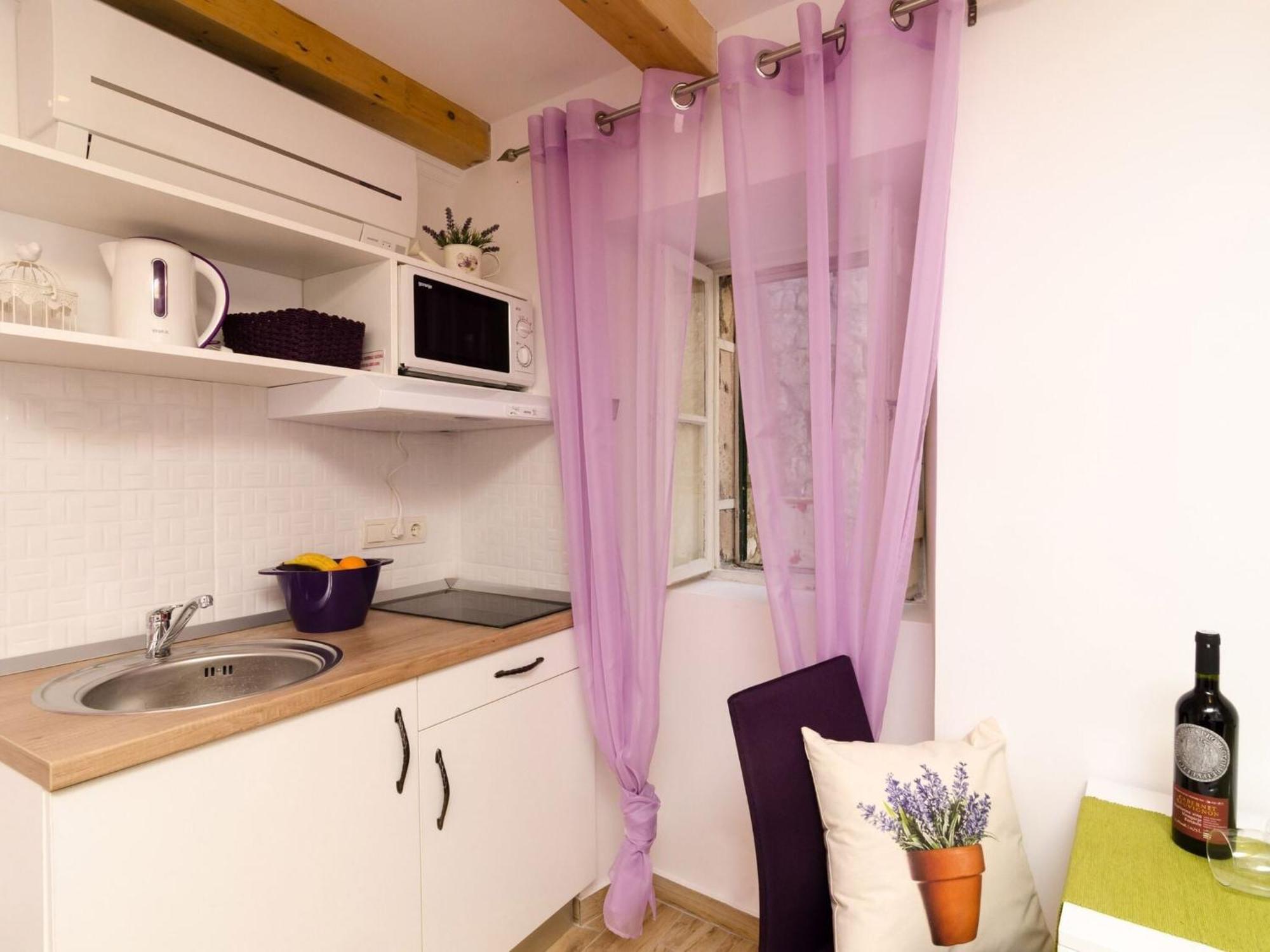 Lavender Garden Apartments - Studio Apartment Ground Floor - Apt 1 Dubrovnik Dış mekan fotoğraf