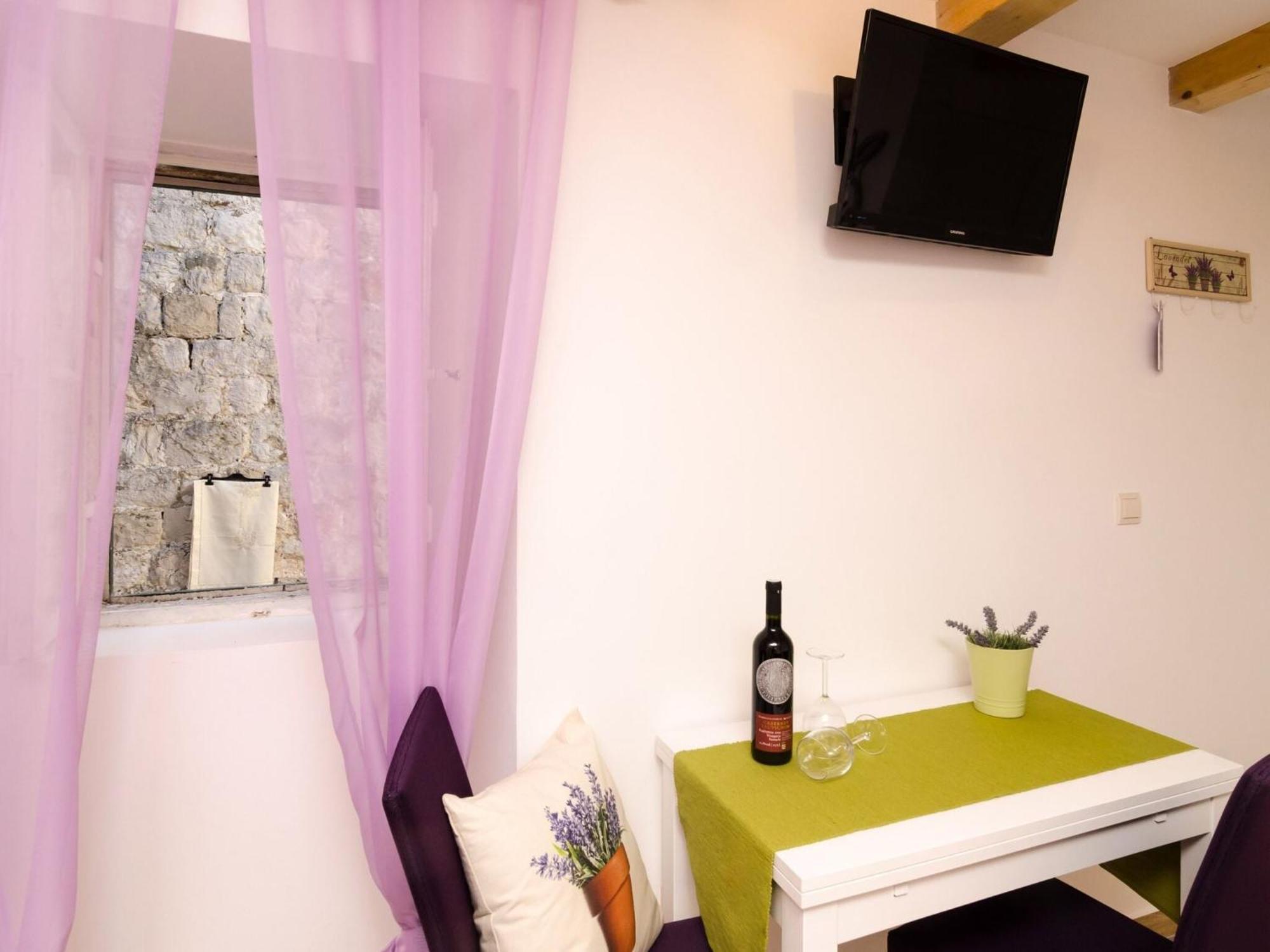 Lavender Garden Apartments - Studio Apartment Ground Floor - Apt 1 Dubrovnik Dış mekan fotoğraf